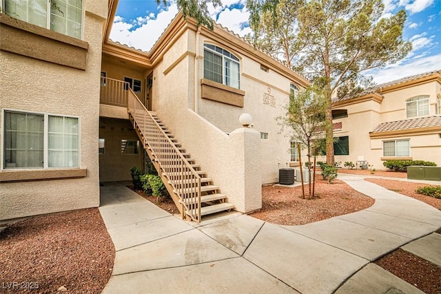 7400 W Flamingo Rd Unit 1051, Las Vegas, NV 89147 - view of building exterior featuring stairway