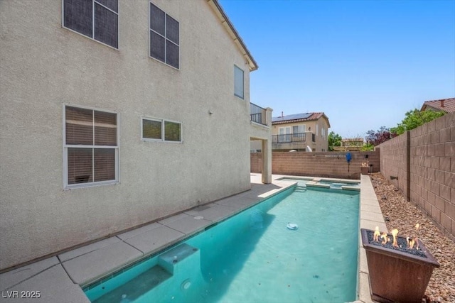 9413 Arcadia Woods Ct, Las Vegas, NV 89149 - view of swimming pool with a fenced backyard and a pool with connected hot tub