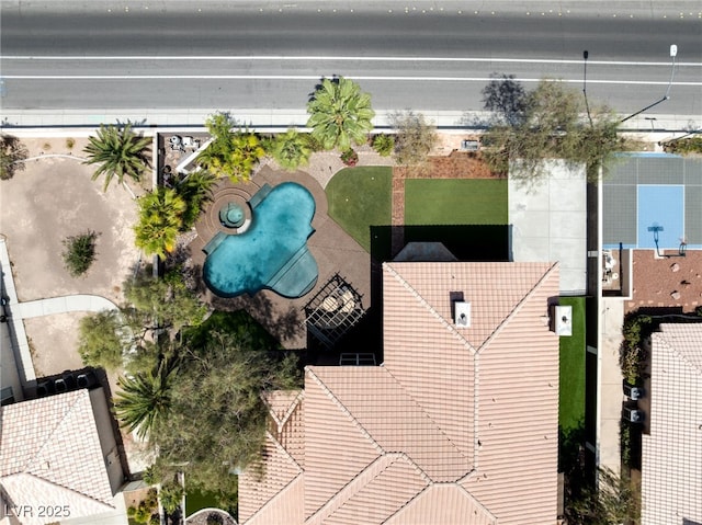 7520 Captains Harbor Dr, Las Vegas, NV 89117 - drone / aerial view of a pool