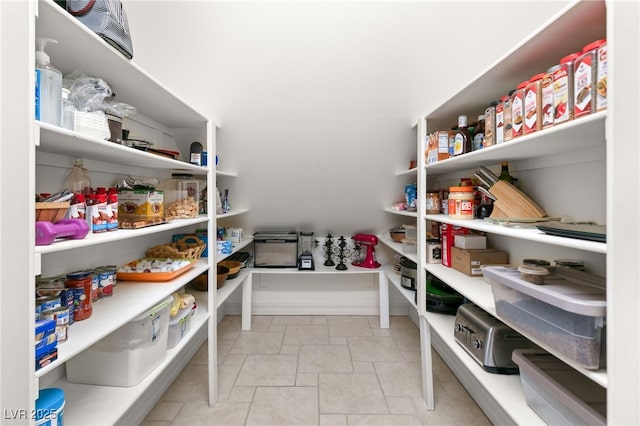 7520 Captains Harbor Dr, Las Vegas, NV 89117 - view of pantry