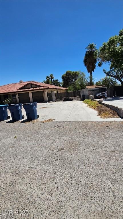 2915 Maverick St, Las Vegas, NV 89108 - photo 3
