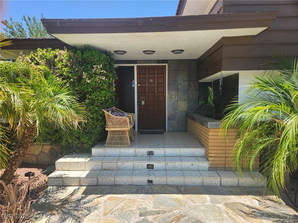 1408 Maria Elena Dr, Las Vegas, NV 89104 - photo 1