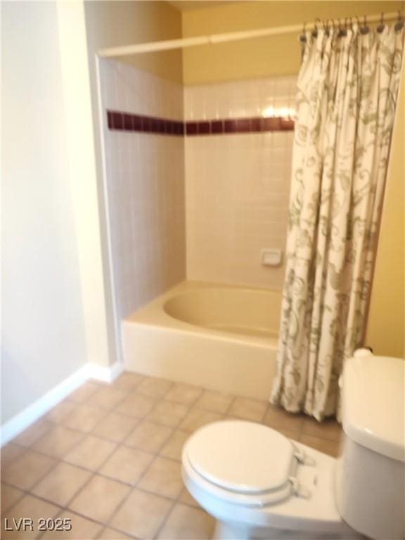 1940 Las Palmas Ln Unit 272, Laughlin, NV 89029 - full bathroom featuring tile patterned flooring and shower / tub combo with curtain