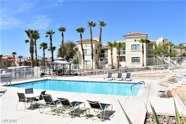 1940 Las Palmas Ln Unit 272, Laughlin, NV 89029 - community pool with a gazebo and a patio area