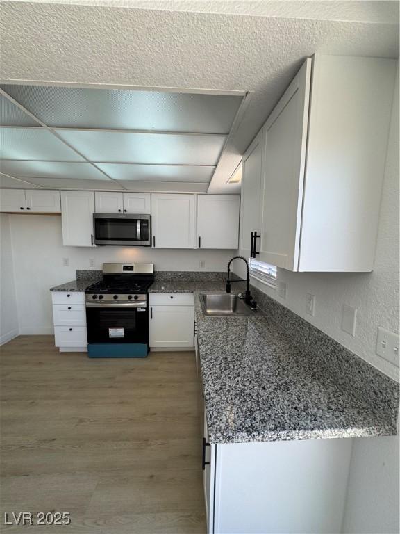 4142 N Walnut Rd, Las Vegas, NV 89115 - photo 11