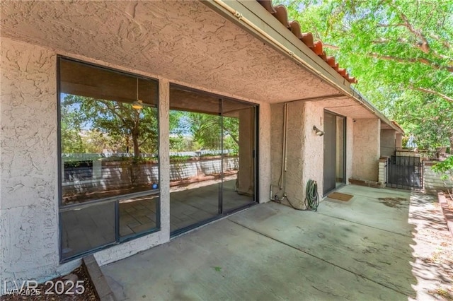 2486 Sabado St, Las Vegas, NV 89121 - view of patio / terrace with a gate