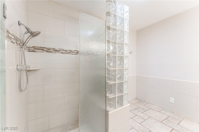 2486 Sabado St, Las Vegas, NV 89121 - bathroom with a walk in shower
