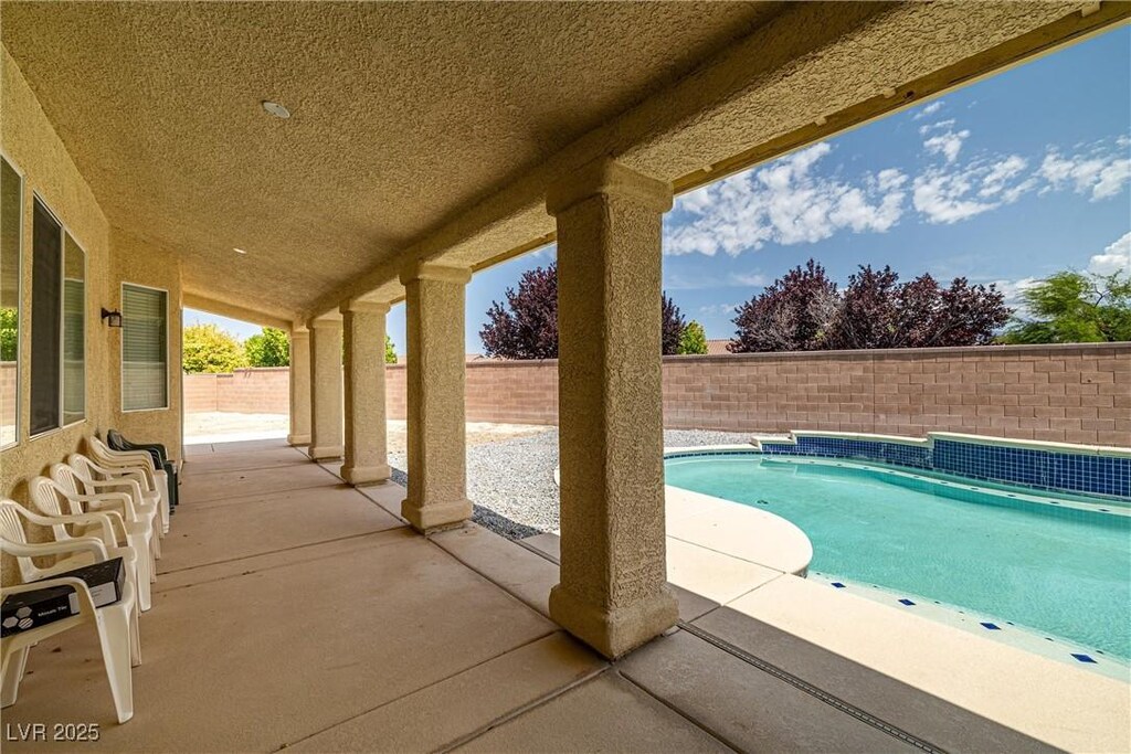 5300 E Ln Terra Ave, Pahrump, NV 89061 - photo 2