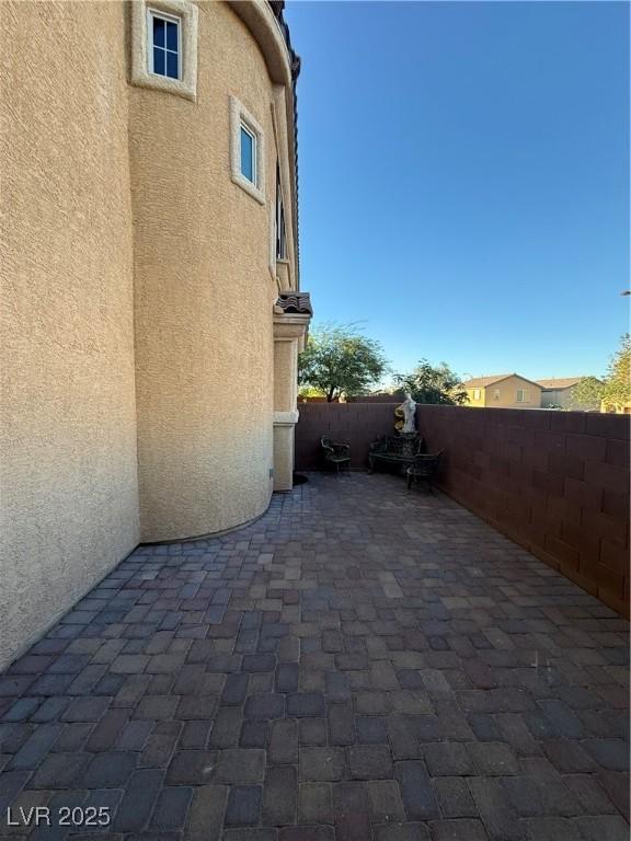 7508 Benlomond Ave, Las Vegas, NV 89179 - photo 3