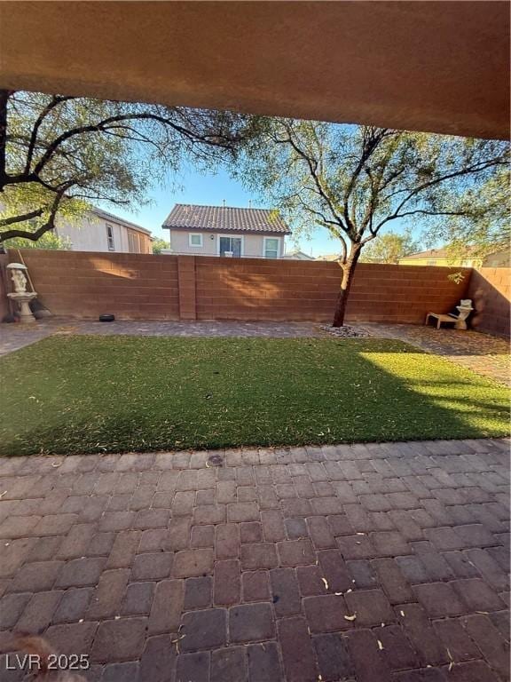 7508 Benlomond Ave, Las Vegas, NV 89179 - photo 7