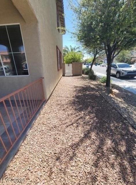 7349 Dolphine Crest Ave, Las Vegas, NV 89129 - view of yard