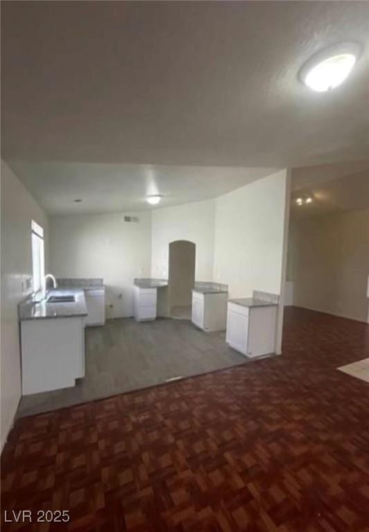 9820 Cross Creek Way, Las Vegas, NV 89117 - below grade area with a sink