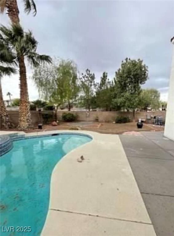 7879 Villa Pintura Ave, Las Vegas, NV 89131 - view of swimming pool