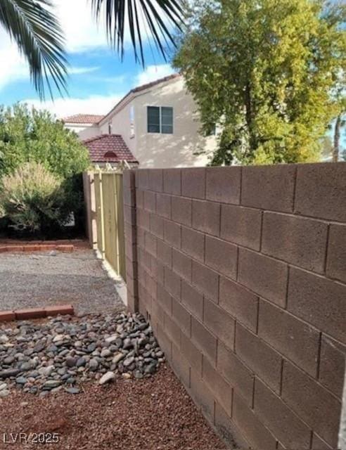 7879 Villa Pintura Ave, Las Vegas, NV 89131 - view of yard