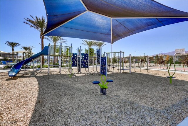 6831 Crimson Shadow St, North Las Vegas, NV 89086 - view of community play area