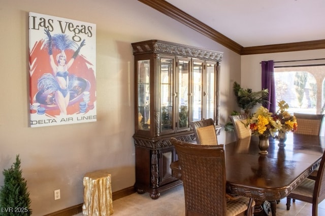 3430 Tanto Cir, Las Vegas, NV 89121 - dining area with lofted ceiling and ornamental molding