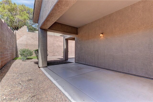 225 Palmetto Pointe Dr, Henderson, NV 89012 - view of patio / terrace