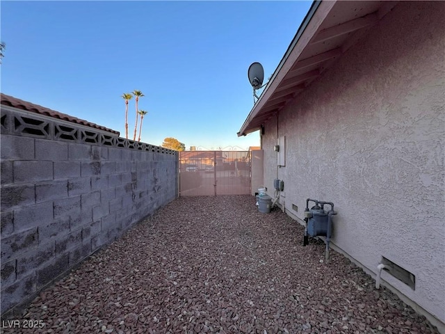 304 Broxton Ln, Las Vegas, NV 89107 - view of fenced backyard