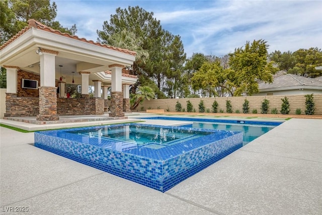 81 Quail Run Rd, Henderson, NV 89014 - view of swimming pool featuring an in-ground hot tub and a patio