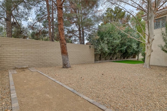 81 Quail Run Rd, Henderson, NV 89014 - view of yard