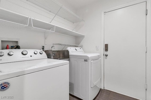 658 Turtleback Dr, North Las Vegas, NV 89031 - laundry area with separate washer and dryer