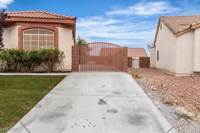 658 Turtleback Dr, North Las Vegas, NV 89031 - view of gate