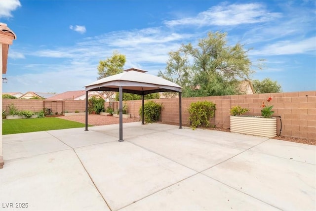 658 Turtleback Dr, North Las Vegas, NV 89031 - fenced backyard featuring a gazebo and a patio area