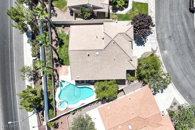20 Staghorn St, Henderson, NV 89012 - view of subject property with a pool