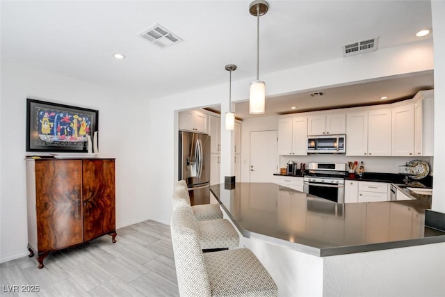 5260 Dickens Dr, Las Vegas, NV 89119 - photo 6