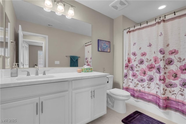 7104 Stockton Dunes St, North Las Vegas, NV 89084 - full bathroom featuring vanity and shower / bath combo with shower curtain
