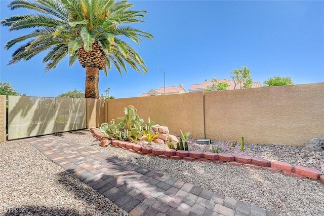 1734 Marshall Dr, Henderson, NV 89014 - view of fenced backyard