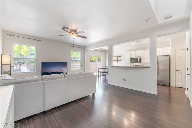 9428 Melva Blue Ct, Las Vegas, NV 89166 - photo 5