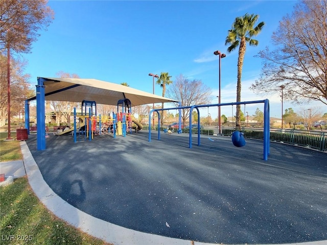 10482 Calico Pines Ave, Las Vegas, NV 89135 - view of property's community
