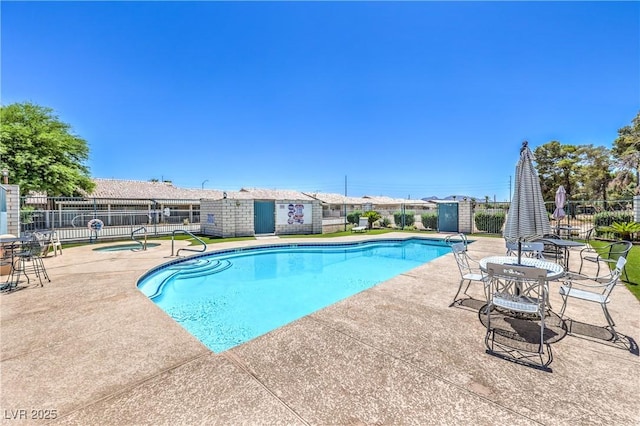 4770 Big Draw Dr, North Las Vegas, NV 89031 - community pool with a patio