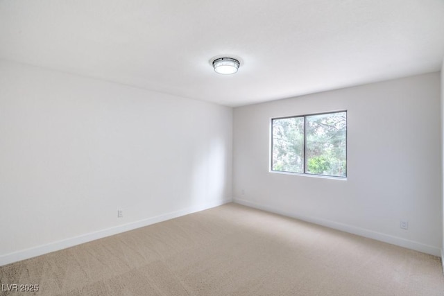 10009 Coral Sands Dr, Las Vegas, NV 89117 - unfurnished room featuring light colored carpet