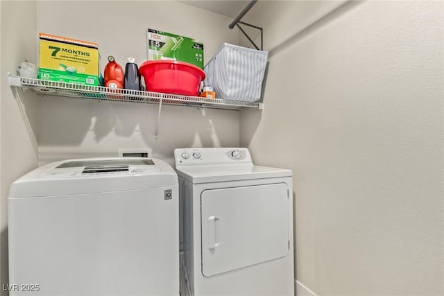 1739 Spanish Sky Ave, Las Vegas, NV 89183 - laundry area featuring separate washer and dryer