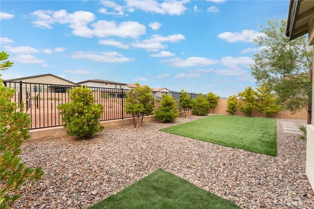10280 Midnight Meteor Ave, Las Vegas, NV 89166 - view of fenced backyard