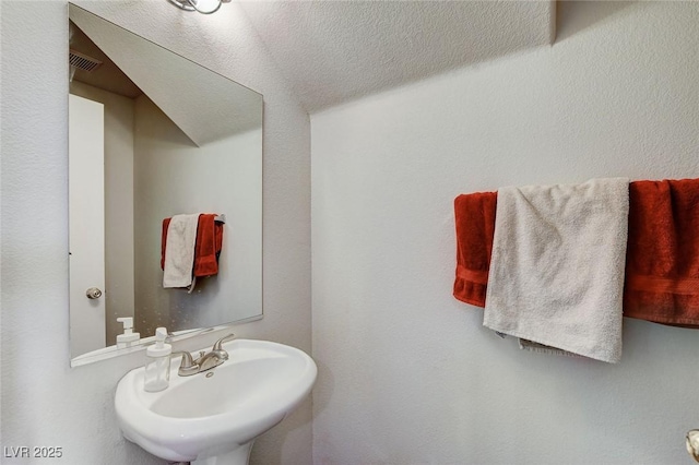 3673 Calypso Beach Ct, Las Vegas, NV 89115 - bathroom featuring a sink