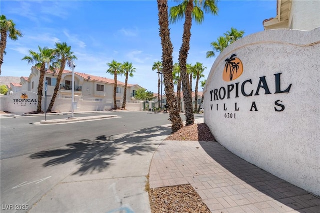 6201 E Lake Mead Blvd Unit 210, Las Vegas, NV 89156 - view of street featuring a residential view and sidewalks