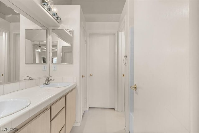 6201 E Lake Mead Blvd Unit 210, Las Vegas, NV 89156 - full bath with double vanity and a ceiling fan