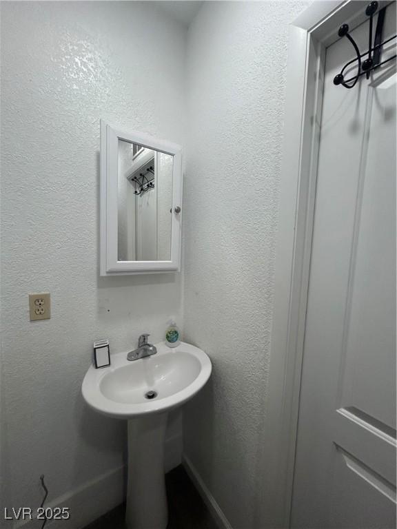 6412 Bristol Way, Las Vegas, NV 89107 - photo 10