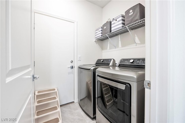 3447 Covilha Ln, Henderson, NV 89044 - laundry area with independent washer and dryer and light tile patterned floors