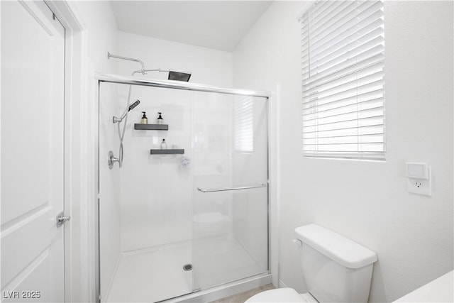3447 Covilha Ln, Henderson, NV 89044 - full bath with a shower stall