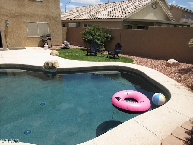 10013 Solid Lime St, Las Vegas, NV 89183 - view of pool with area for grilling