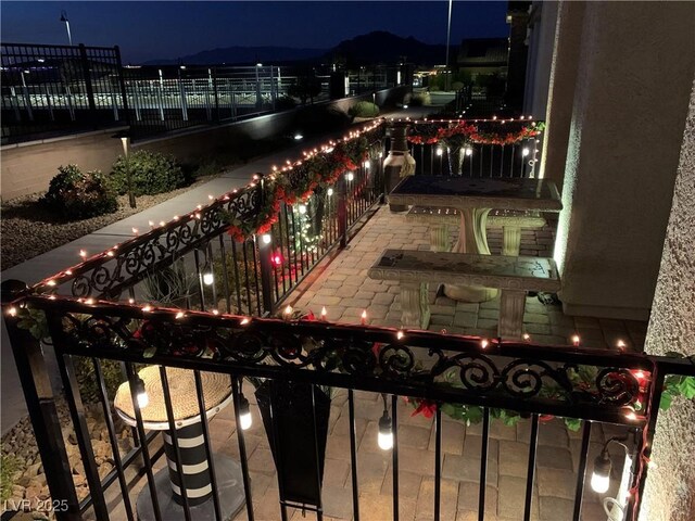 738 Purple Knoll Walk, Henderson, NV 89011 - photo 4