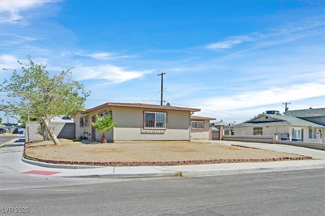 6164 Cromwell Ave, Las Vegas, NV 89107