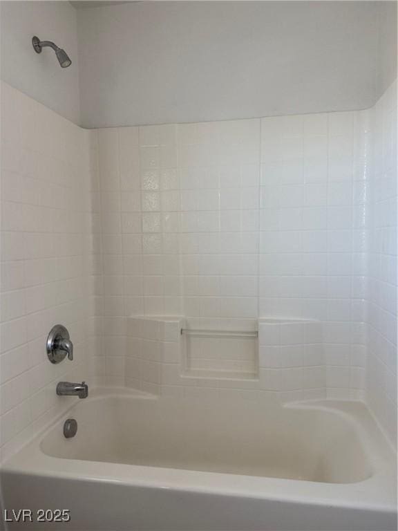 5905 Addy Ln, North Las Vegas, NV 89081 - full bath featuring tub / shower combination