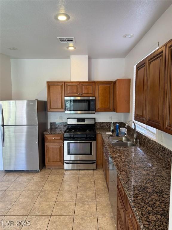 11032 Sonoma Creek Ct, Las Vegas, NV 89144 - photo 8