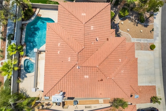 1312 Autumn Wind Way, Henderson, NV 89052 - aerial view of property and surrounding area featuring a pool area
