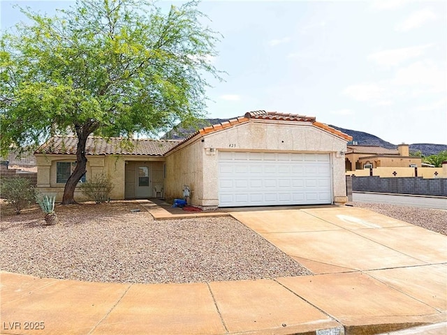 425 Nancy Dr, Henderson, NV 89015 - photo 2